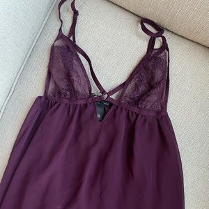 Victoria’s Secret purple lace sheer mesh lingerie sleep top small Good condition